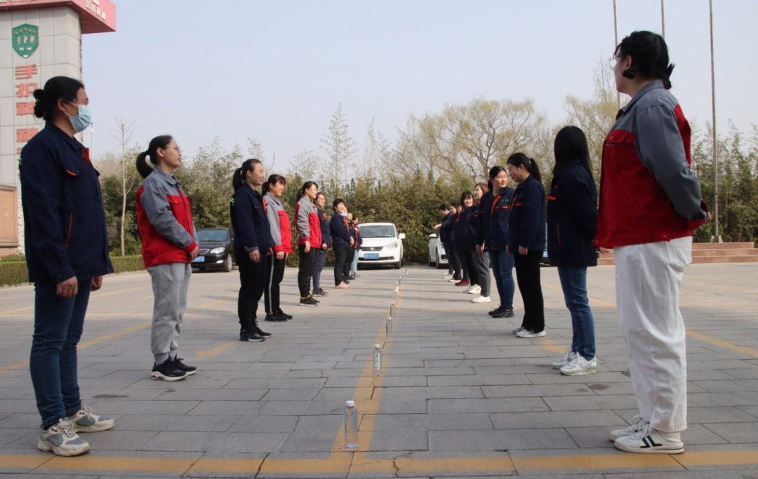 640333-3.jpg 640333-3.jpg